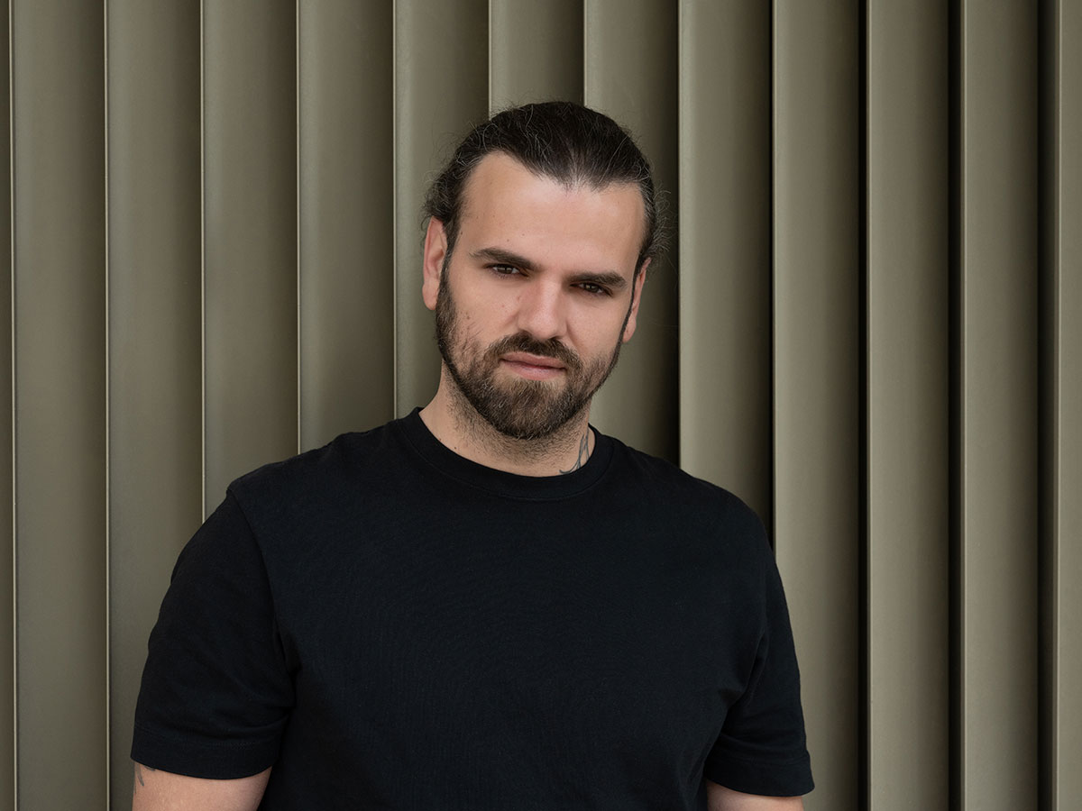 Preview Portrait of the Austrian solo artist Hinterkopf